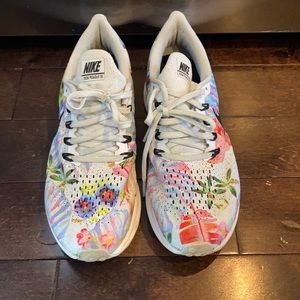 Nike Zoom Pegasus 35 sneakers— floral print